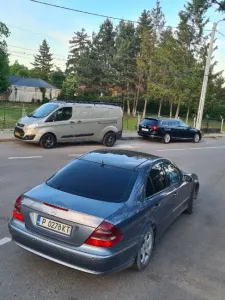 Mercedes-Benz E 320 Avantgarde