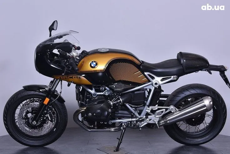 BMW R  Image 10