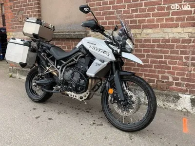 Triumph Tiger 